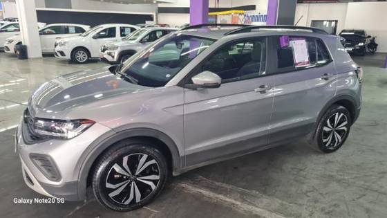 VOLKSWAGEN T-CROSS 1.0 200 TSI TOTAL FLEX AUTOMÁTICO VOLKSWAGEN T-CROSS 1.0 200 TSI TOTAL FLEX AUTOMÁTICO